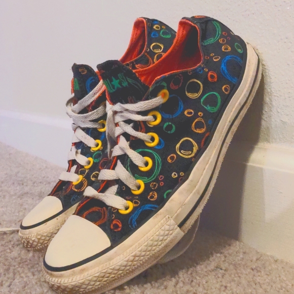 Unisex 6 Converse All Stars Low Top Chuck Taylor Sneakers Black Colorful Bubbles - Picture 1 of 6
